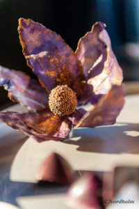 Artistic wafer papaer flower